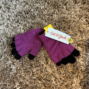 NWT Cat & Jack purple grip gloves